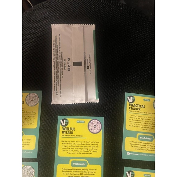 VeeFriends Willful Wizard Rare Holo /2499 NSCC 2023 Gary Vee 5 Pack Cards 555 - Picture 4 of 5